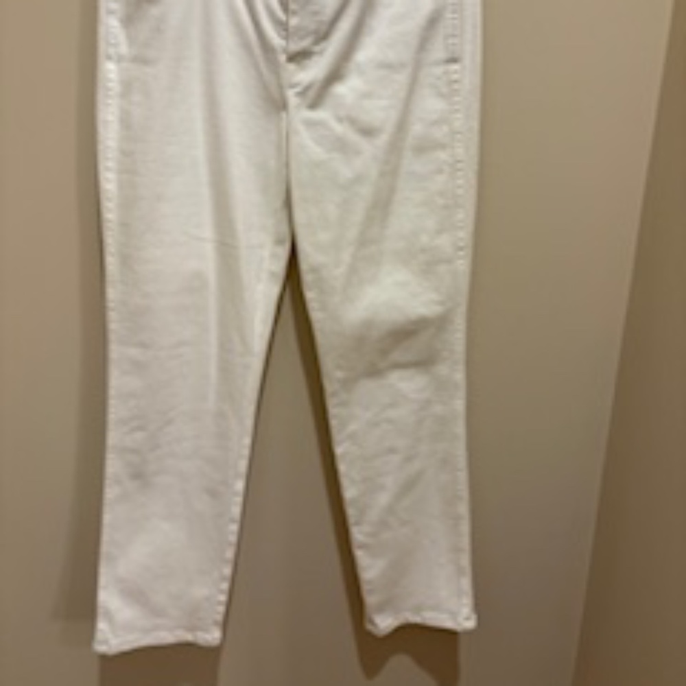 WHBM White Jeans - 4R - NWT - Picture 2 of 12